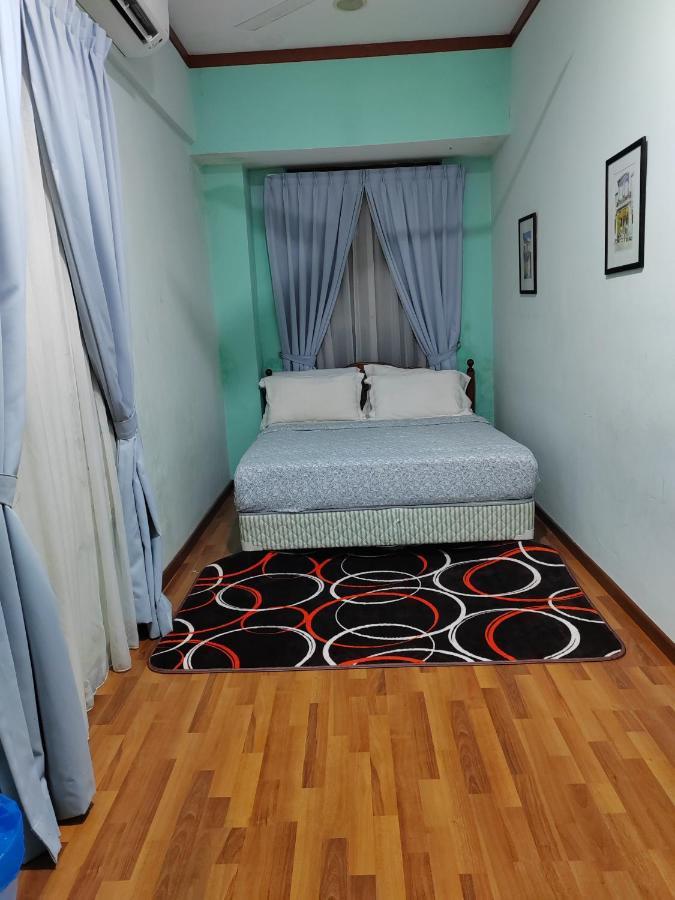 1511 Rumah tetamu 2*